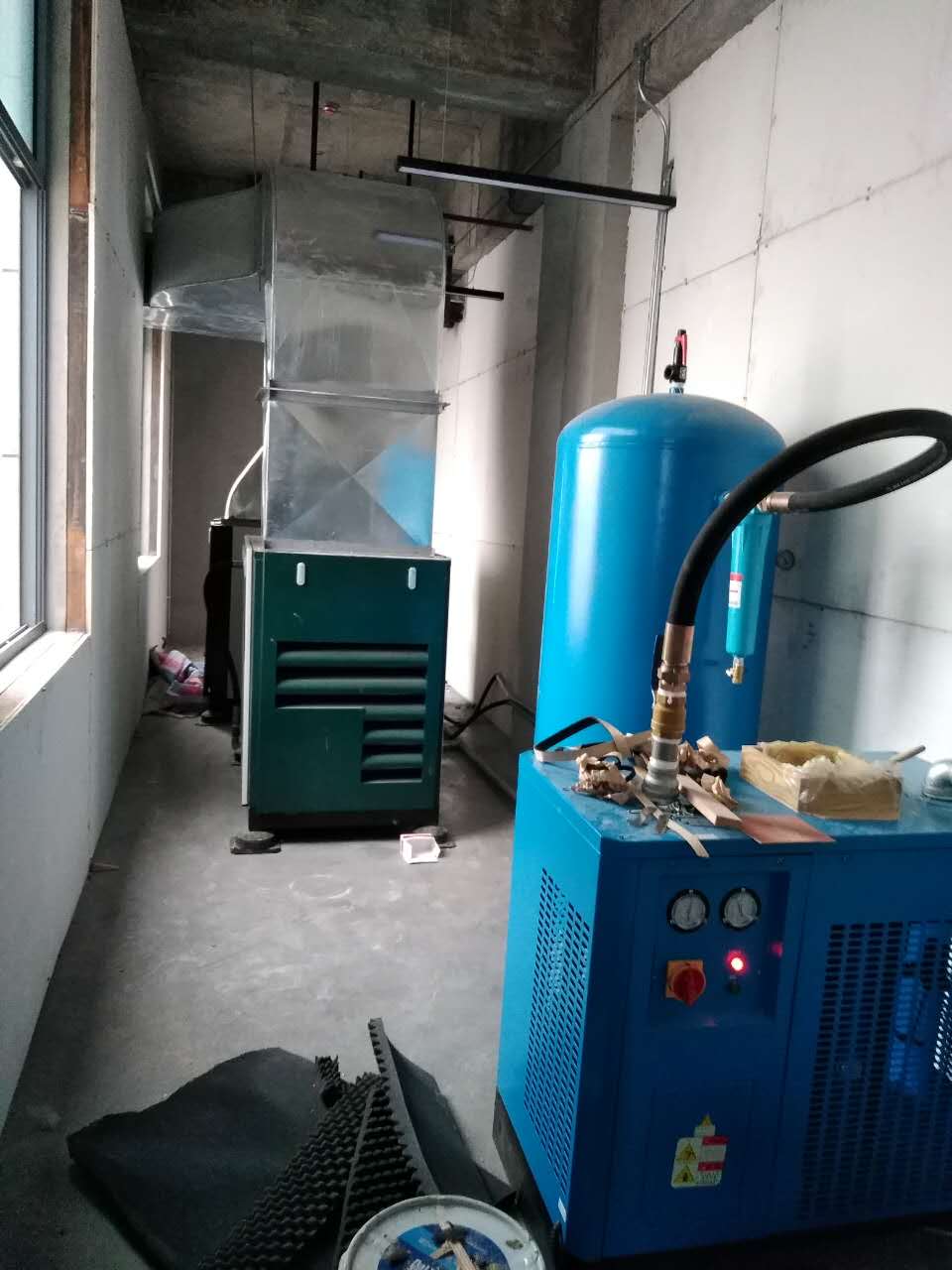 厦门卫浴公司开山JN系列微油螺杆空压机调试安装成功